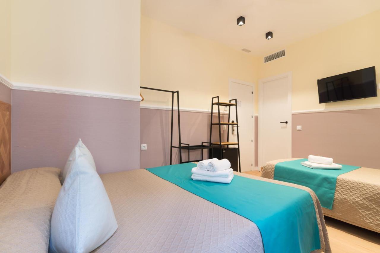 Hostal Evoke Madrid Exterior foto